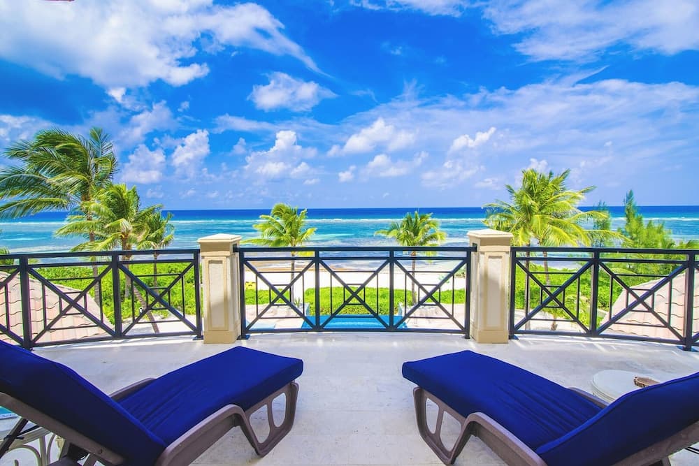Blue Water Villa photo 4