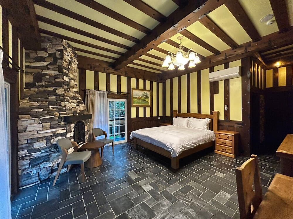 Senboard Manor photo 3