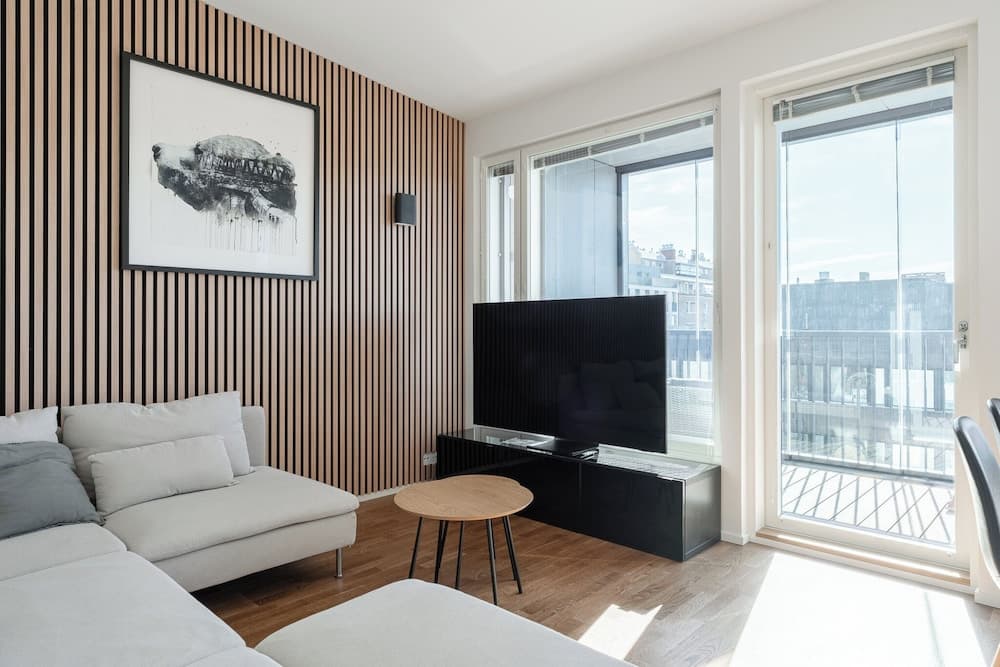 Luxurious 1BR Penthouse with Balcony photo 8