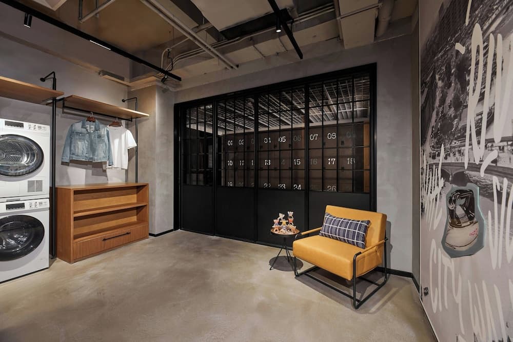 Moxy Shanghai Putuo photo 6