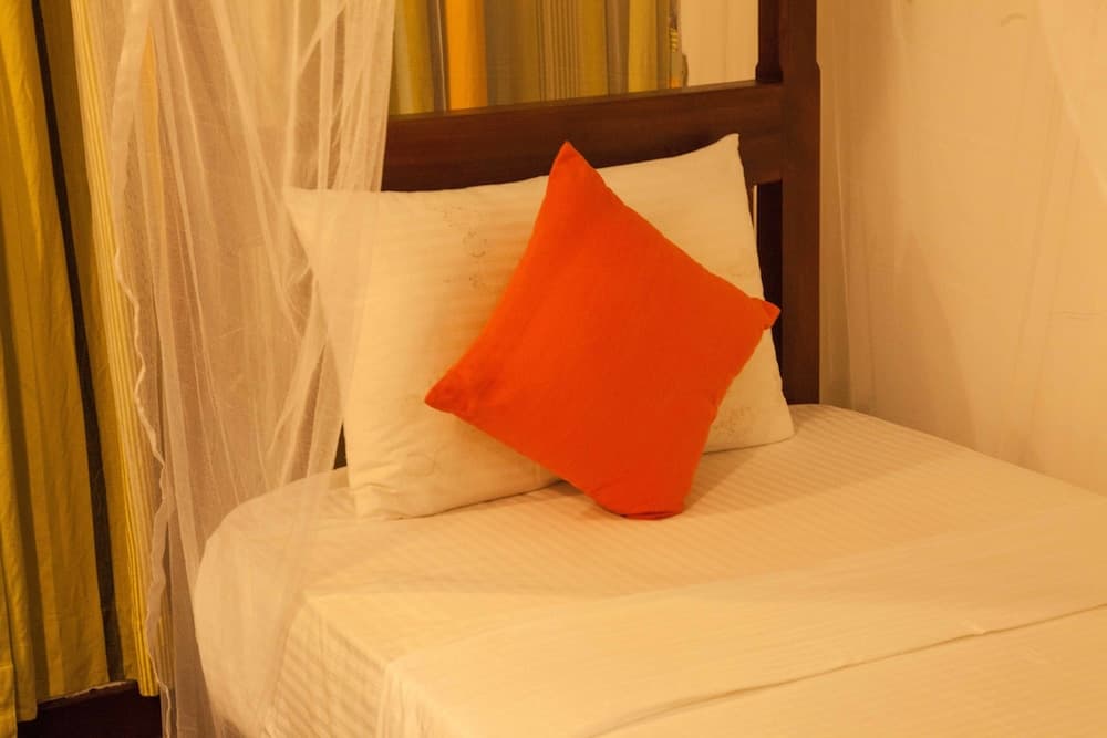 Villa Pinnawala & Restaurant photo 8
