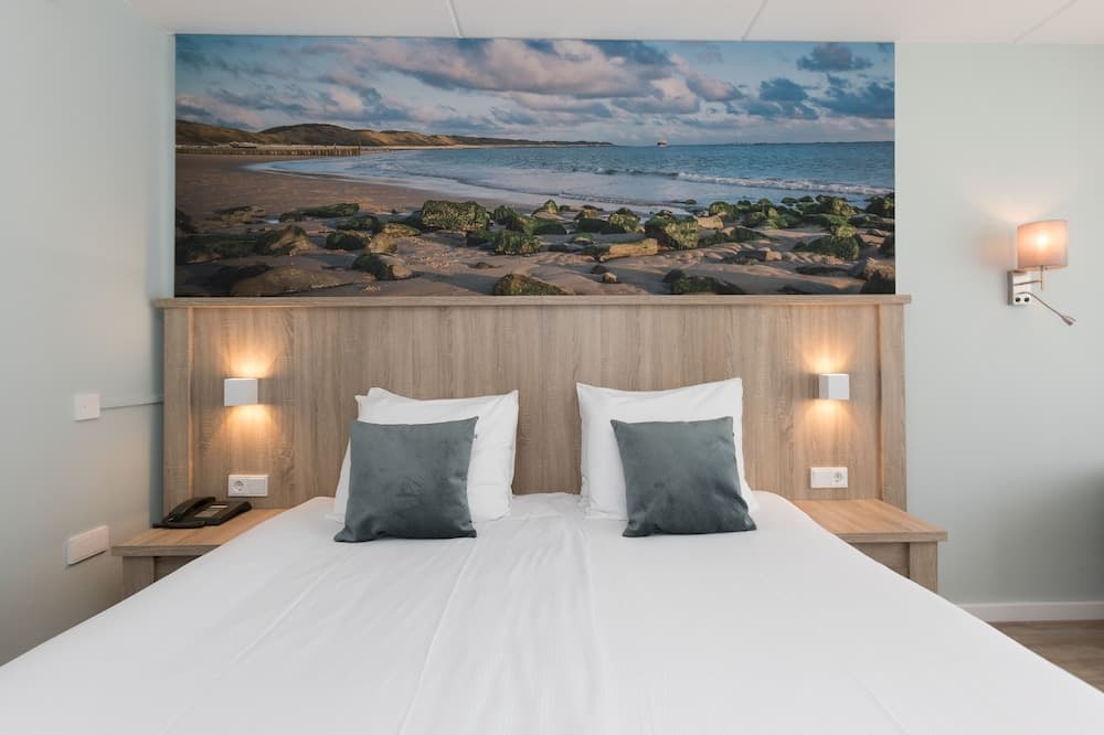 Beach Hotel photo 4