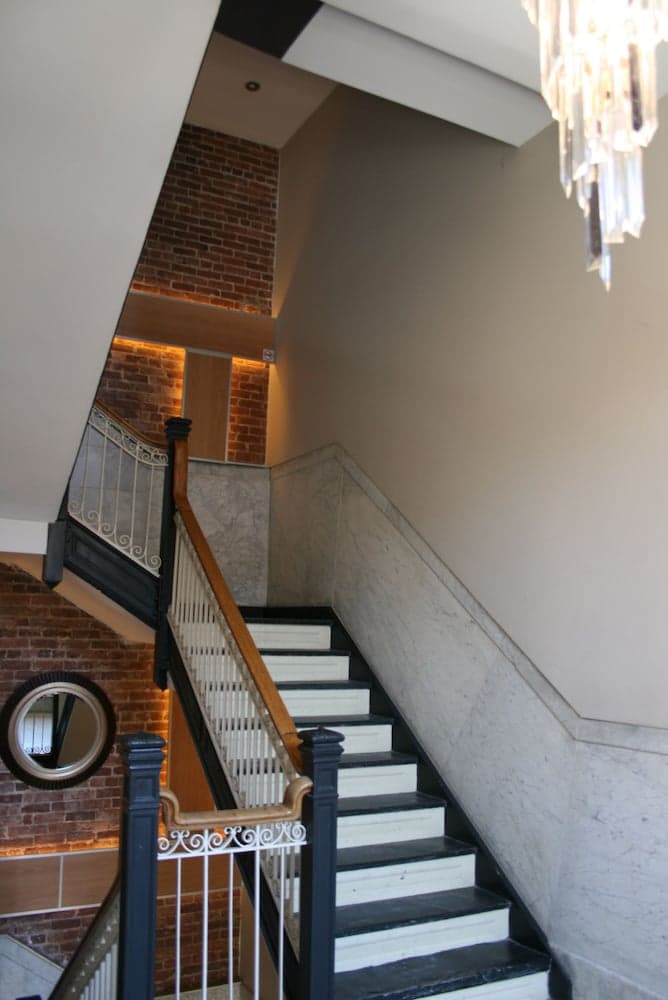 Olympia Hotel By Lodgo photo 9