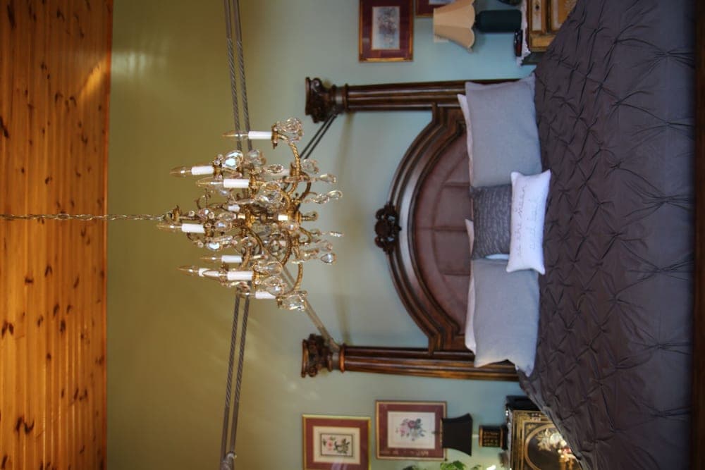 Jewel on the Hill Bed & Breakfast photo 4