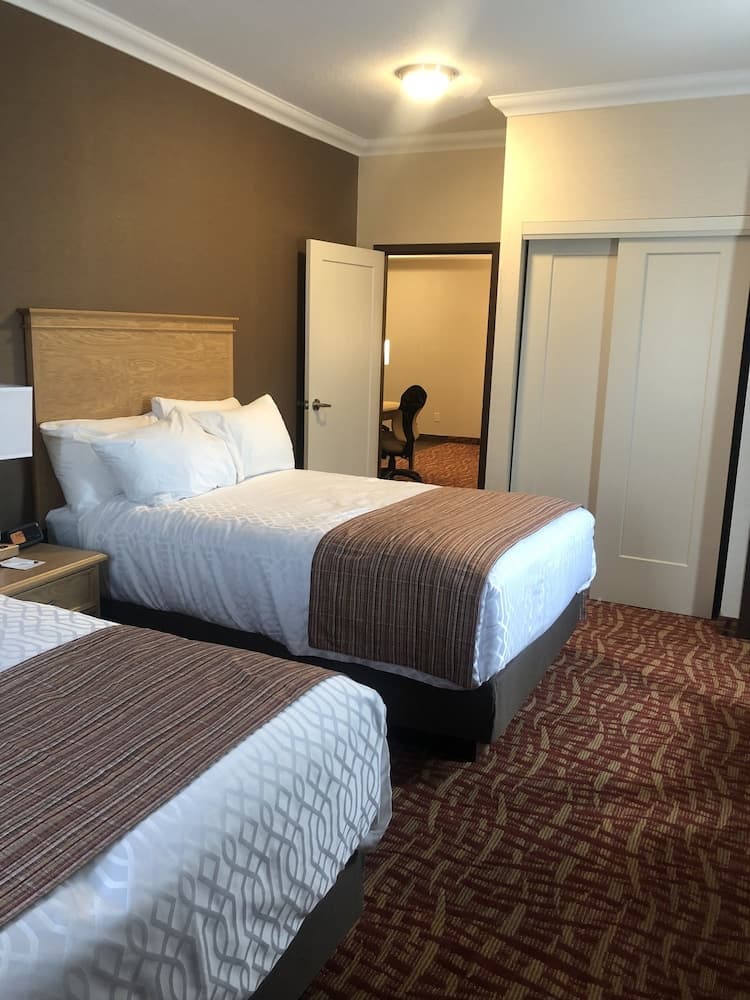 Best Western Plus Cobourg Inn & Convention Centre photo 5