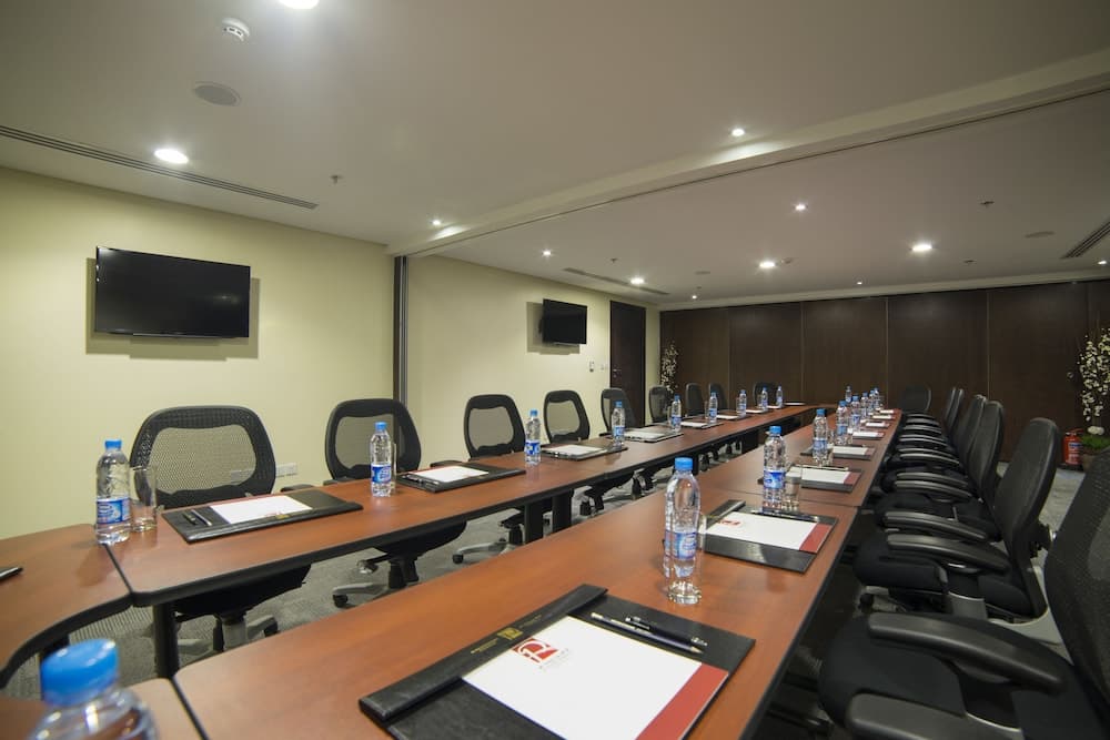meeting & event spaces