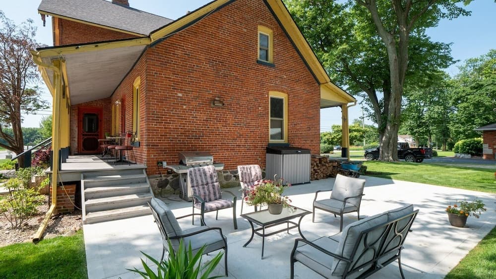The Woodbridge House photo 8