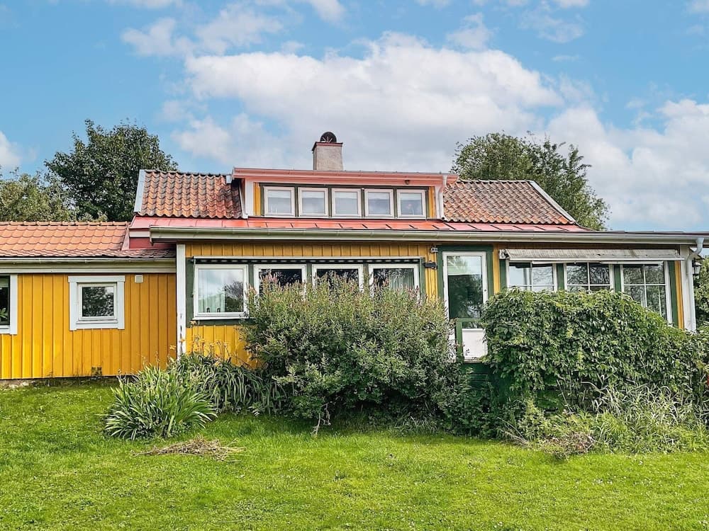 7 Person Holiday Home in Axvall