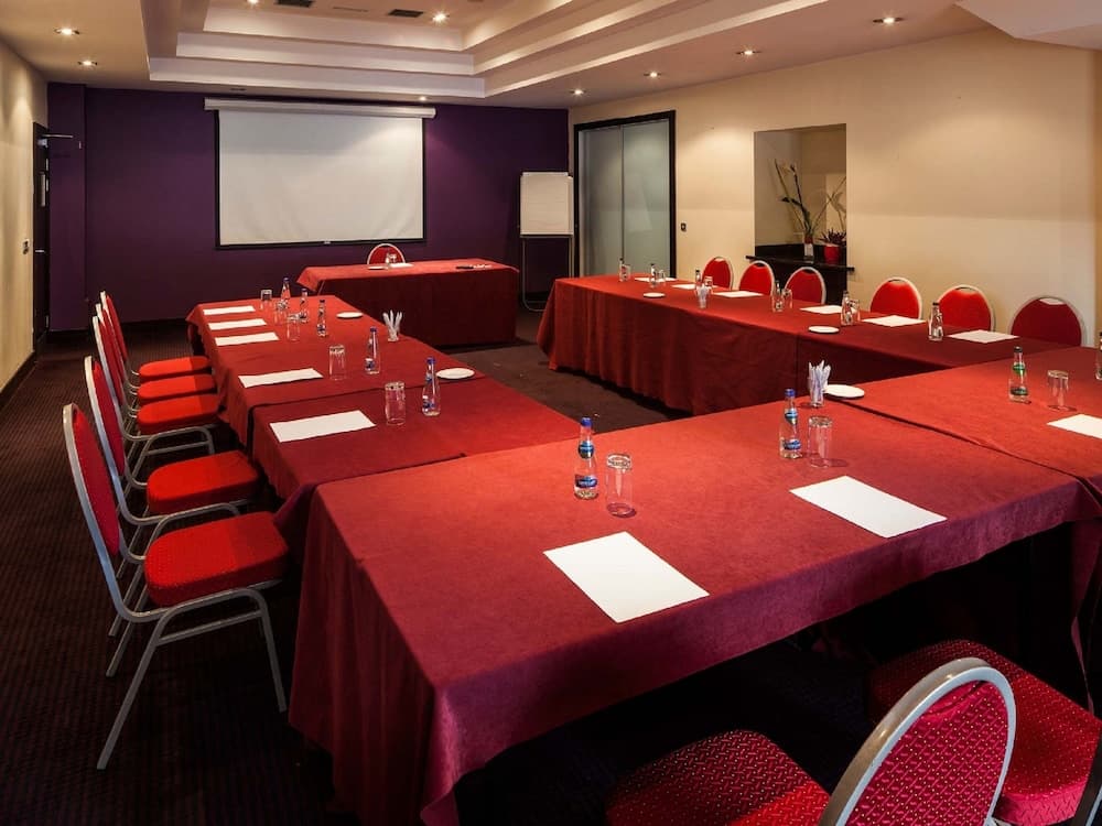 meeting & event spaces
