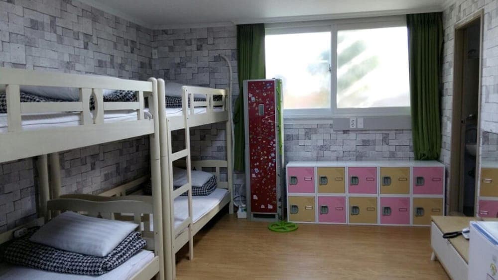 Jeju R Hotel & Guest House - Hostel photo 4