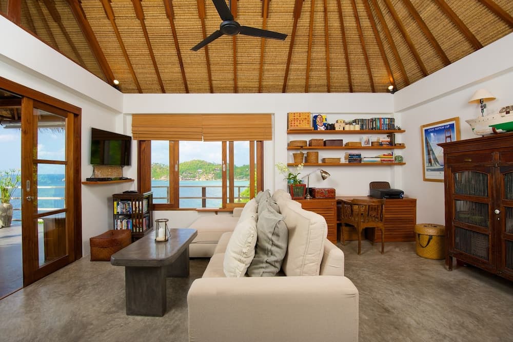Cape Shark Pool Villas photo 6