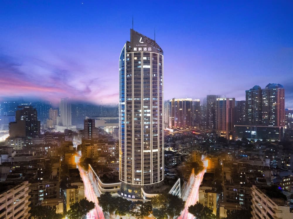 Lavande Hotel Guangzhou Beijing Road Pedestrian Street Haizhu Square Metro Station Branch - Free Deliver Service to Canton Fair Complex During Canton Fair 