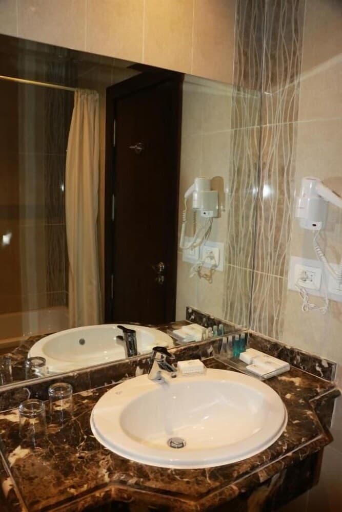 The Guard Hotel photo 4