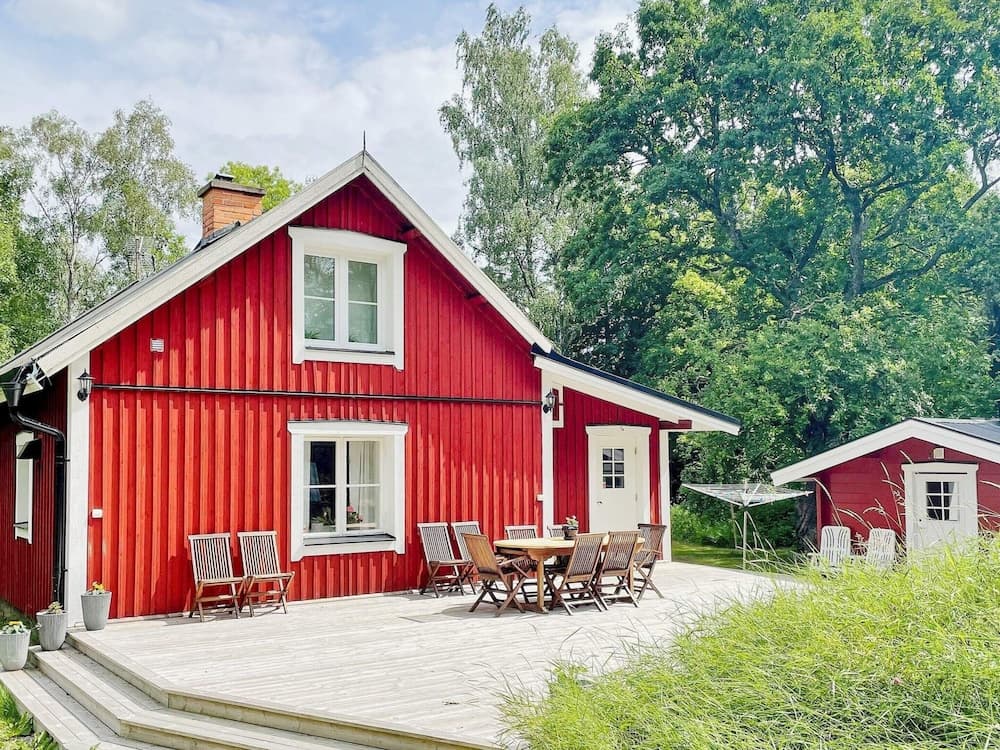 4 Star Holiday Home in BRO photo 2
