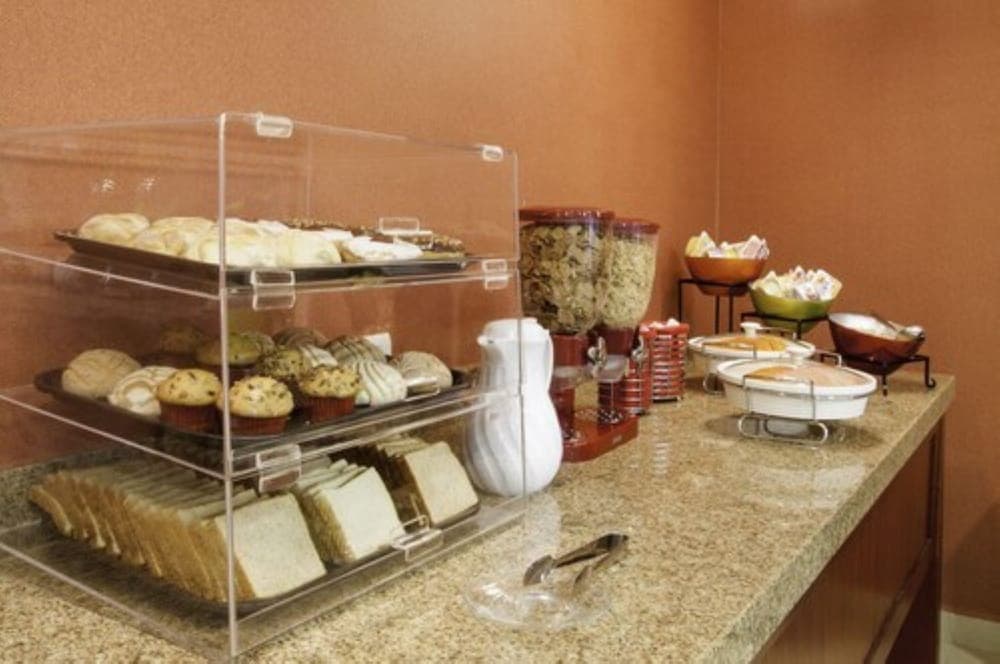 Victoria Inn Hotel Express photo 9