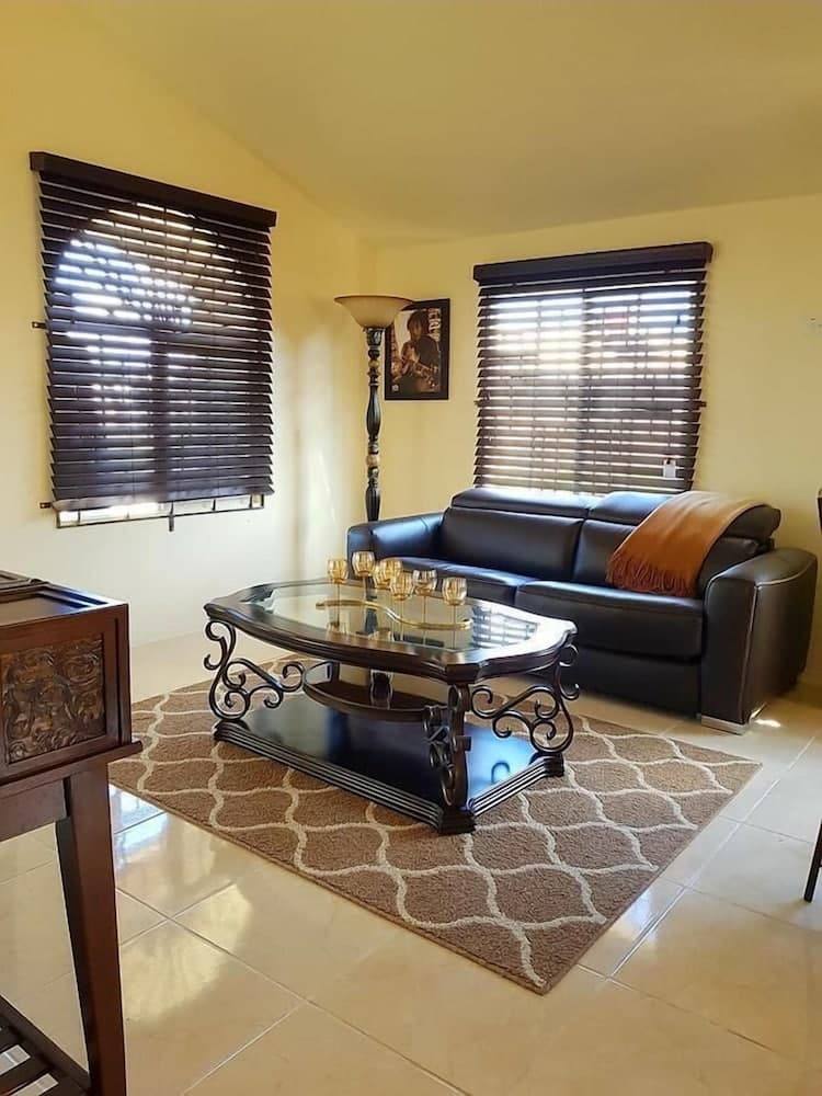 Timeless Vacation Home photo 7