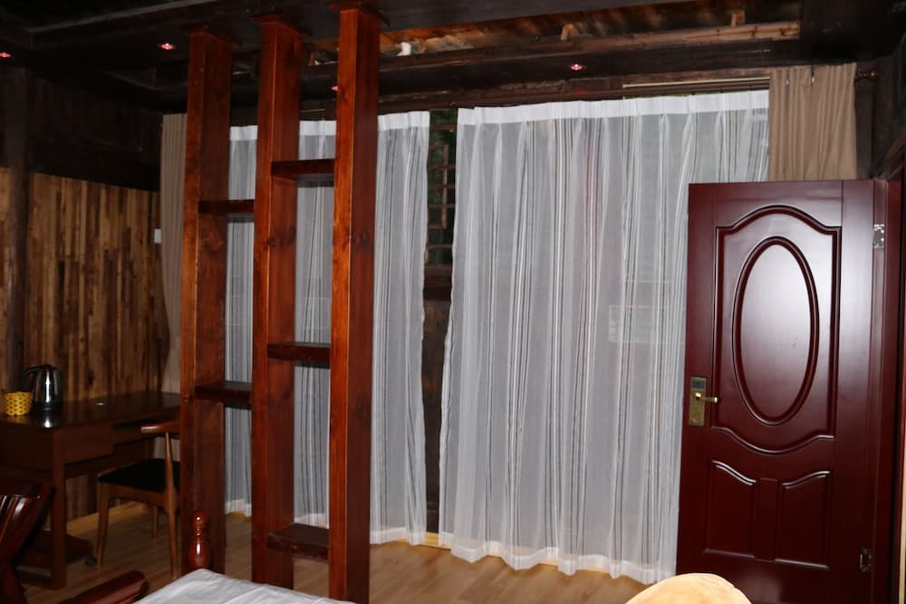 Qing Dynasty House photo 2