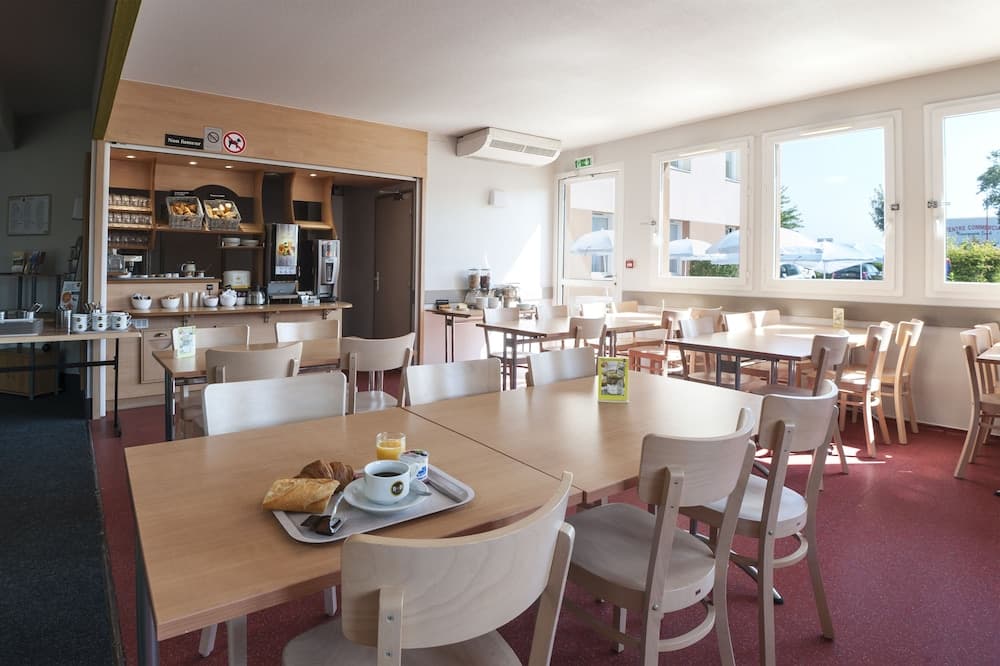 B&B HOTEL Paray-le-Monial photo 6