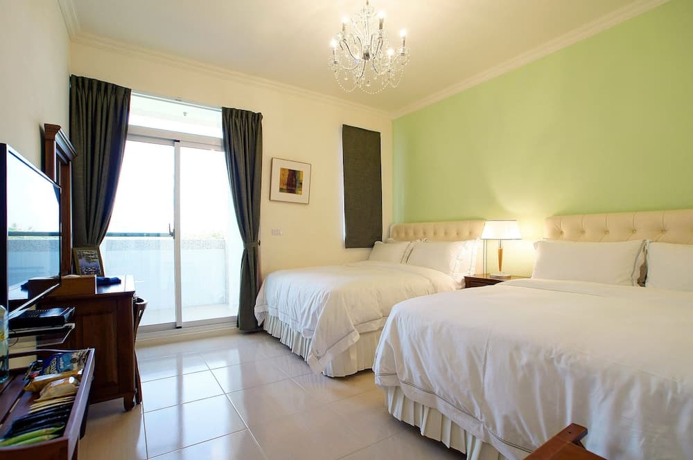 Summer Moonlight Vacation House photo 3