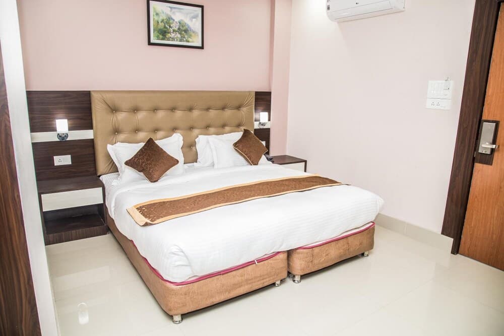 Hotel Gajur Palace photo 7
