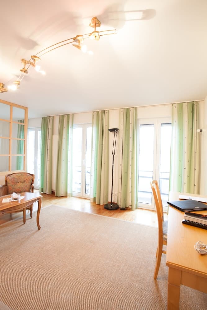 Garni Hotel Frohburg photo 4