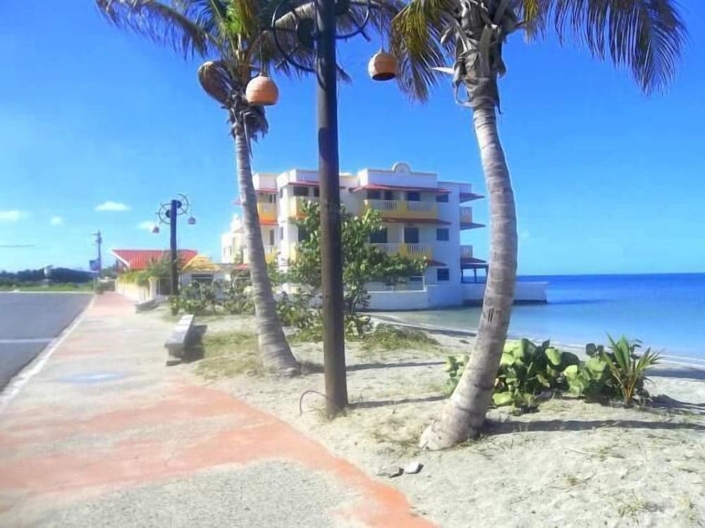 Hotel Marbella Montecristi photo 4