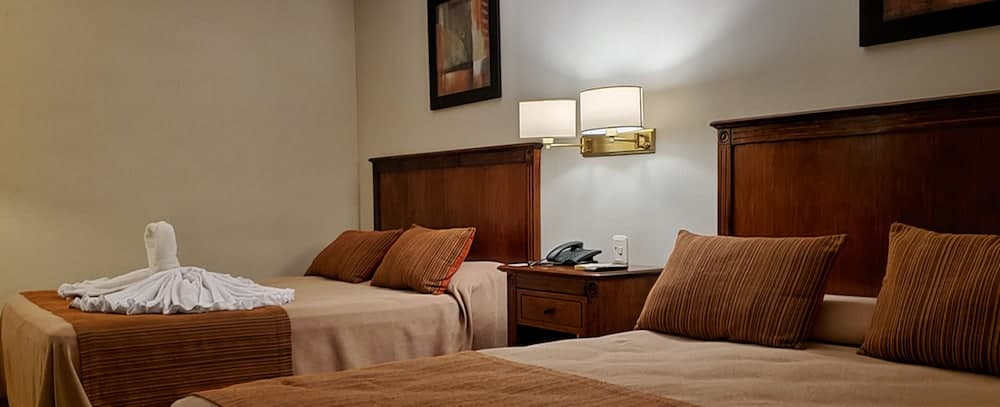 Howard Johnson by Wyndham San Pedro photo 9
