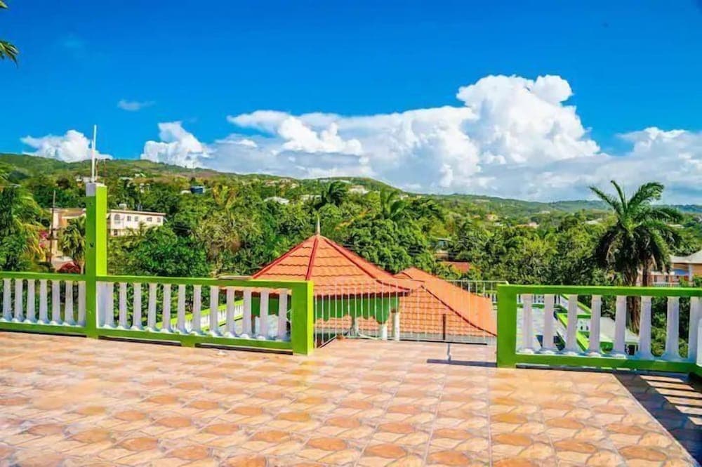 Bunglow on the Terrace photo 5
