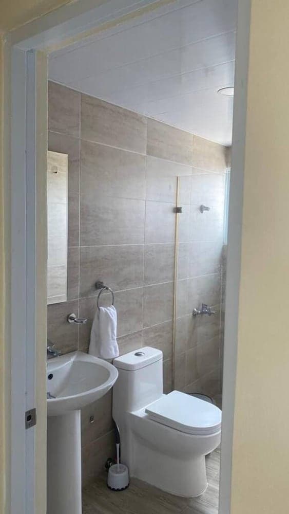 Remarkable 3-bed Apartment in Santo Domingo photo 4