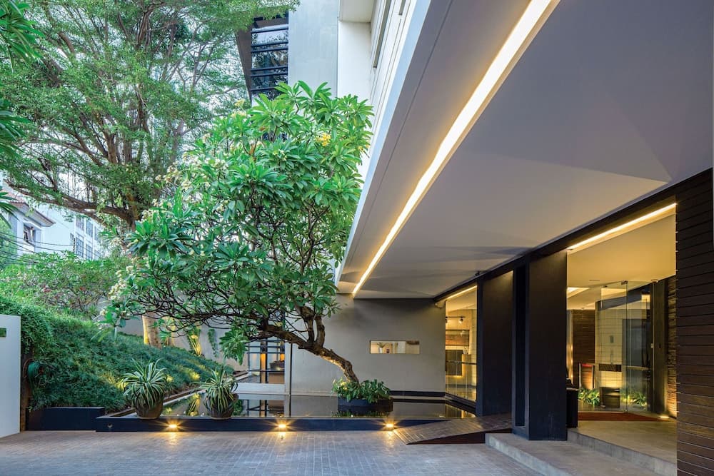 Miers Kuningan ARTOTEL Curated photo 6