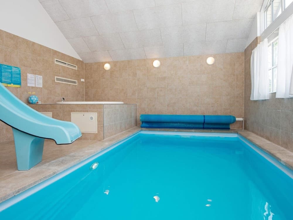 Luxury Beach House With Pool photo 7