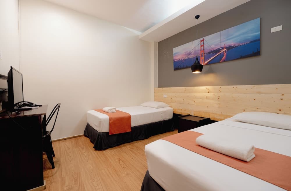 Aliria Bed and Breakfast photo 3