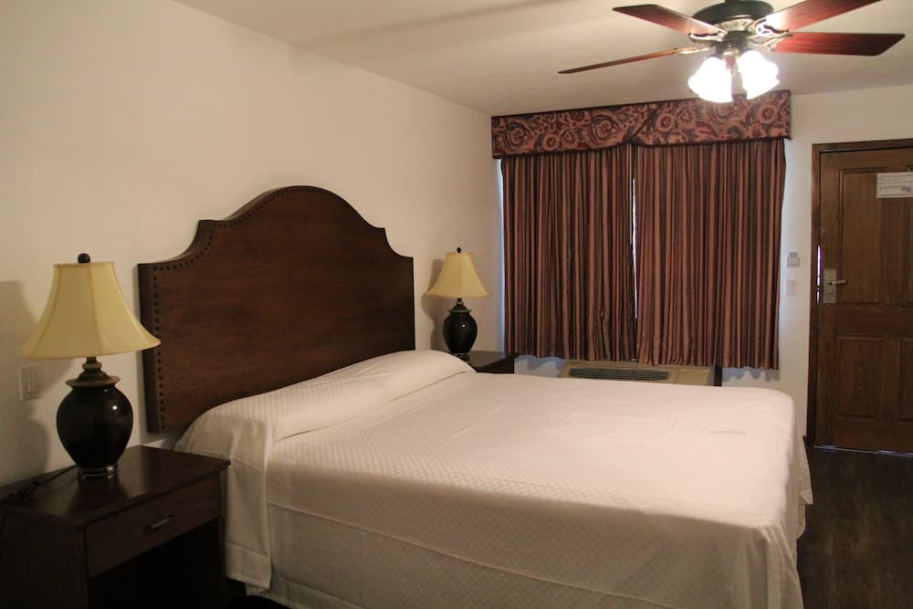 Estancia Inn photo 4