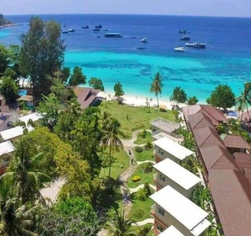 Z-Touch Lipe Island Resort