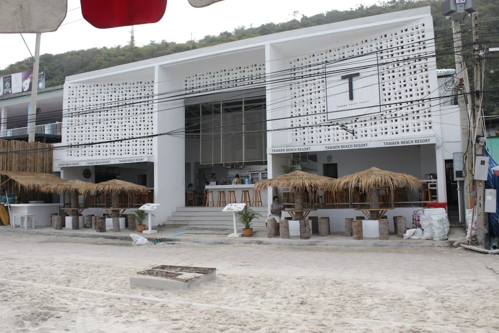 Tawaen Beach Resort photo 9