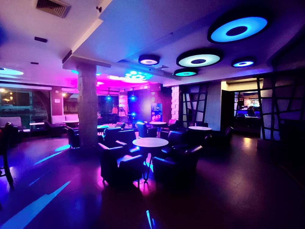 MO2 Westown Hotel Bacolod - Downtown photo 9