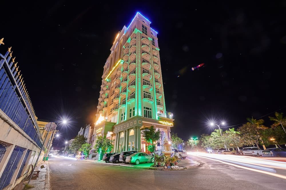 LBN Asian Hotel