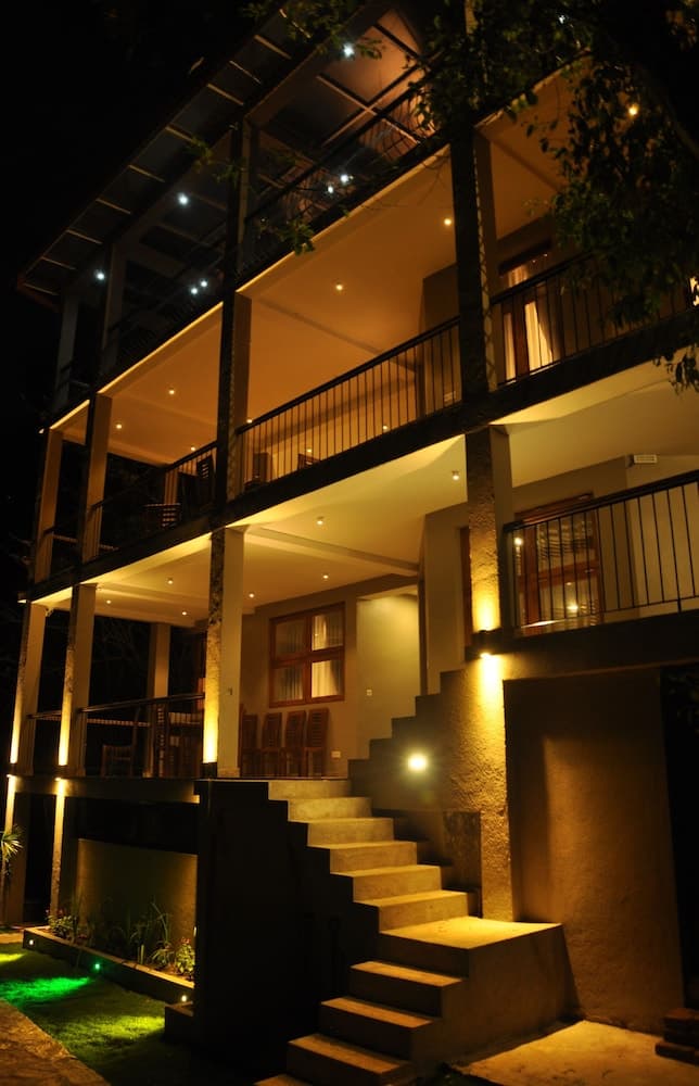 Rivorich Residence photo 3