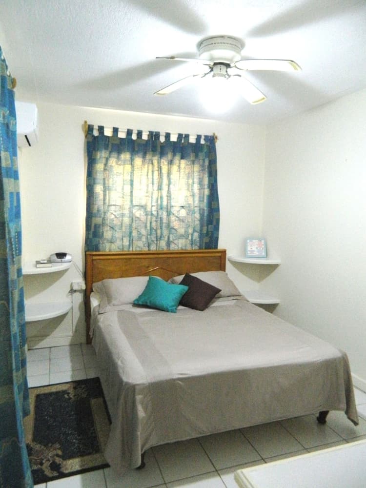 Skyblue Beach Apartments photo 5