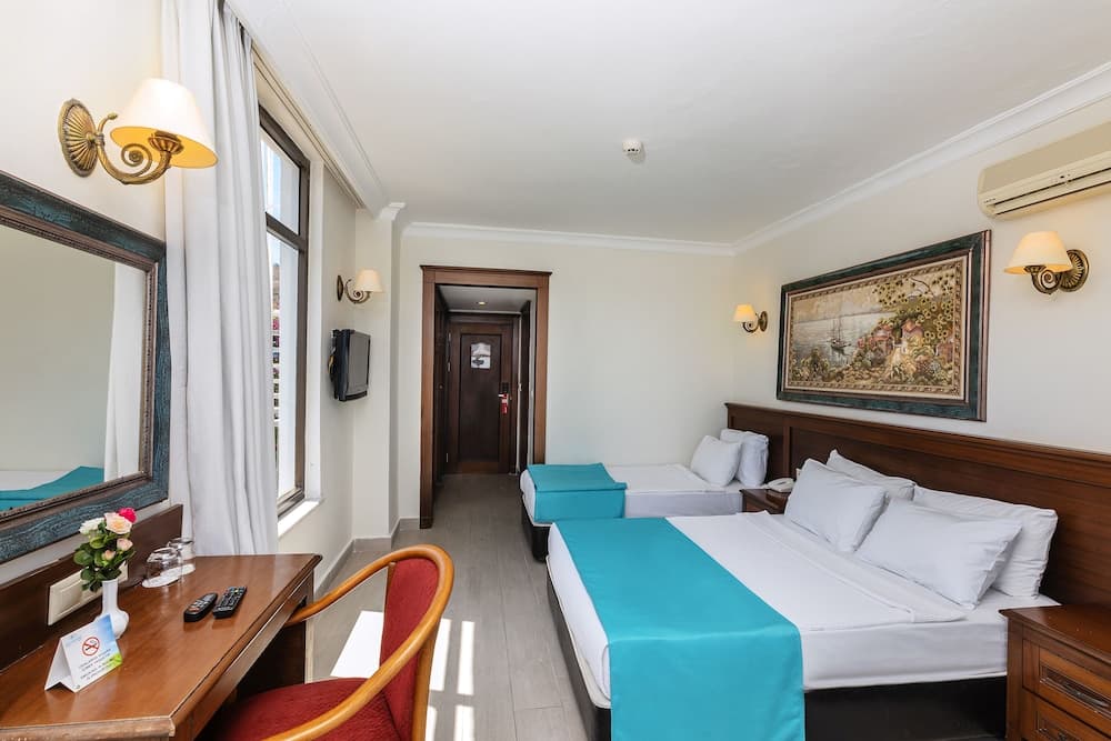 Kayamaris Hotel photo 7