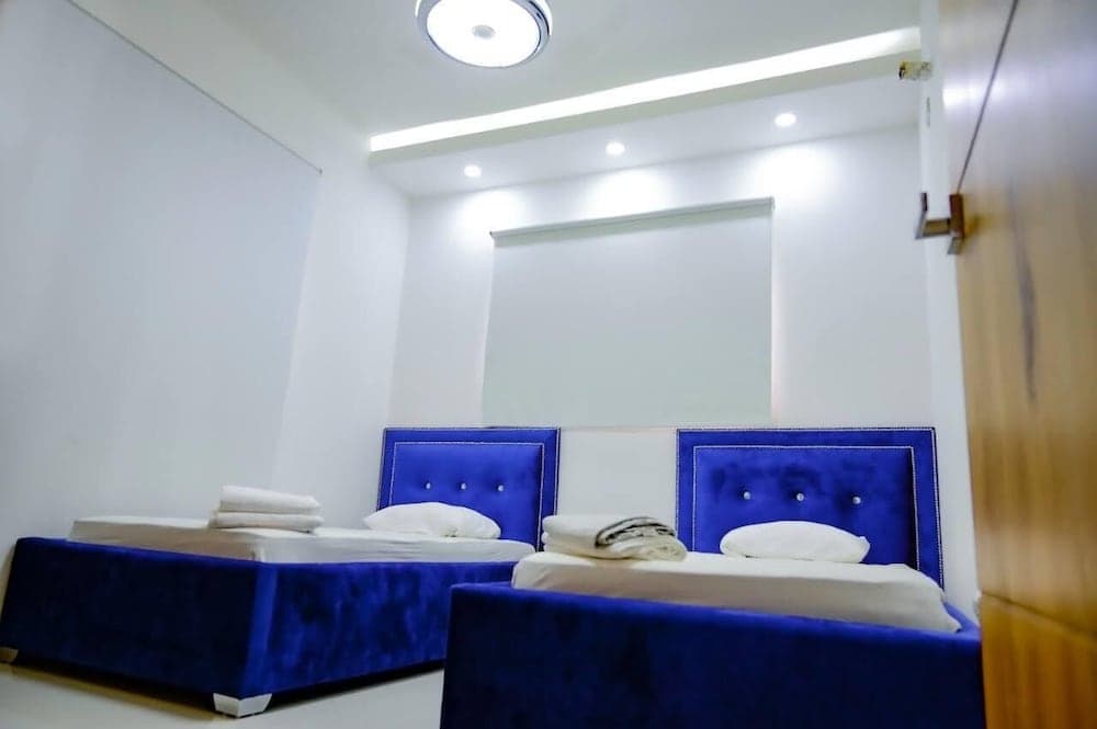 SFM Verdana Rental photo 2