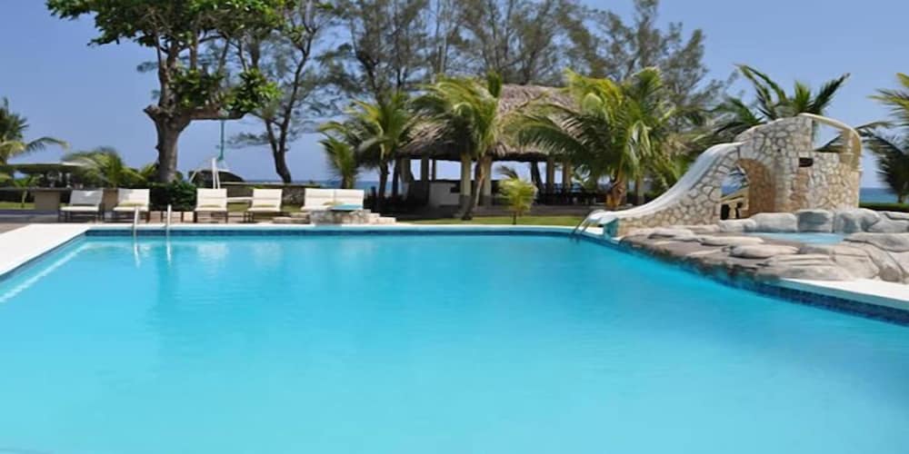 Seven Seas - Ocho Rios 4BR photo 5