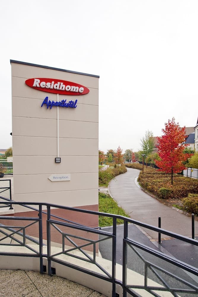 Residhome Neuilly Bords de Marne photo 9