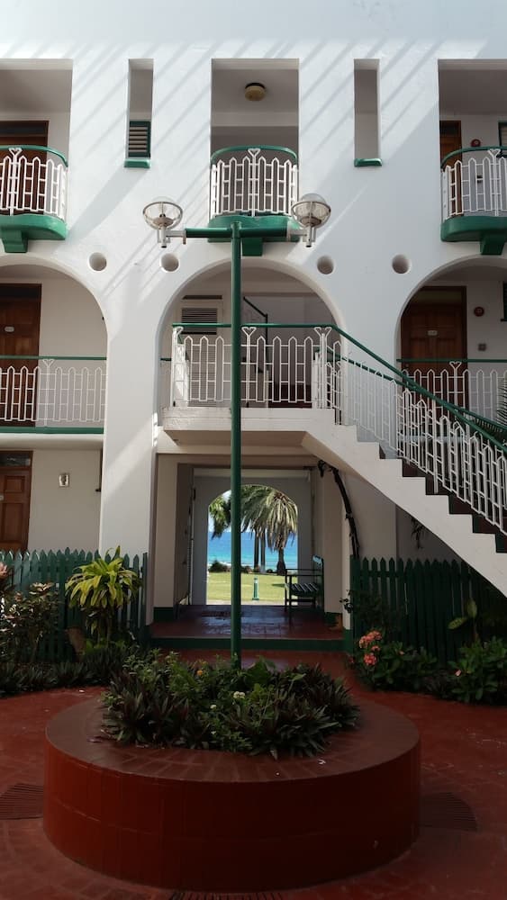 Seacastles Vacation Penthouse photo 6