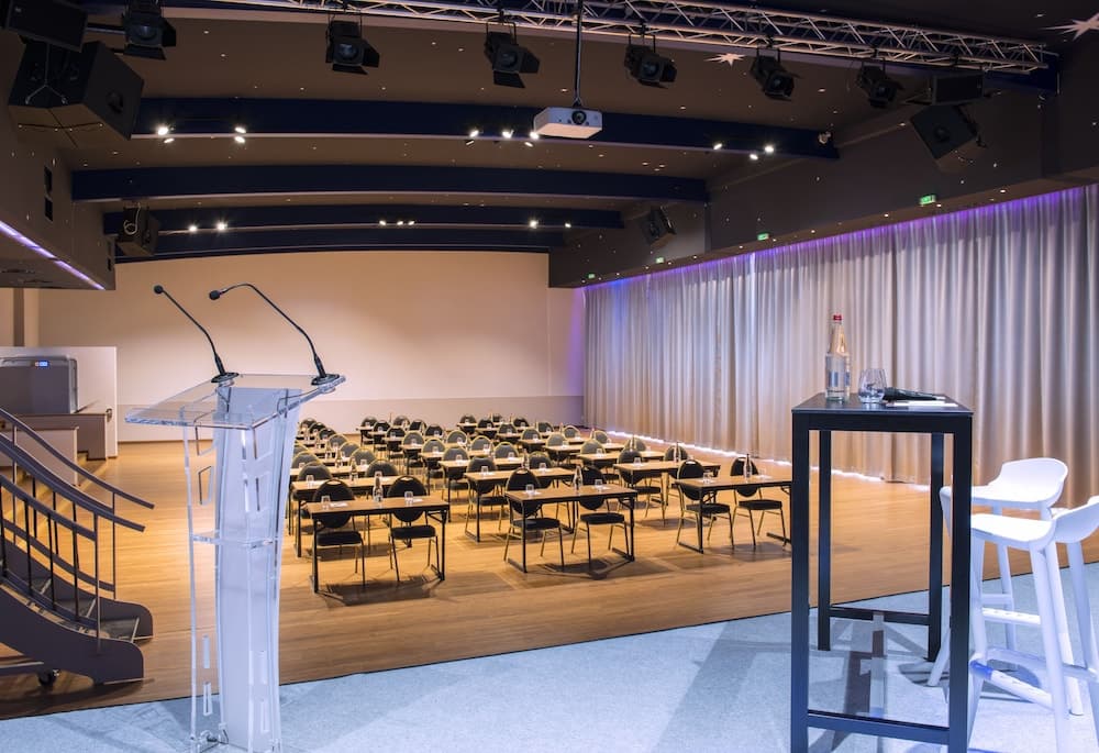 meeting & event spaces