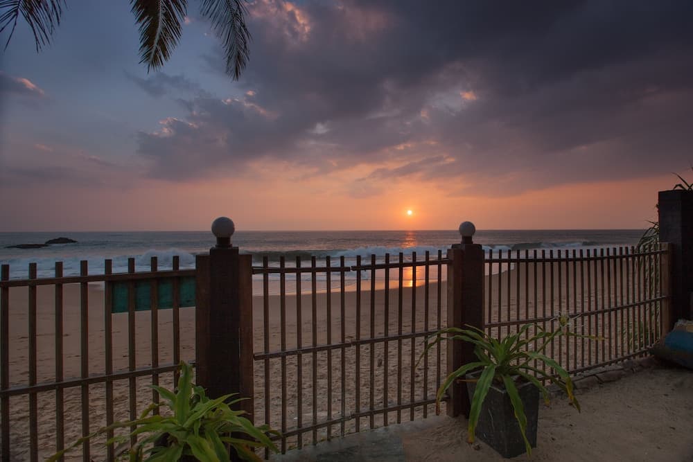 Hikks Villa Hikkaduwa photo 3