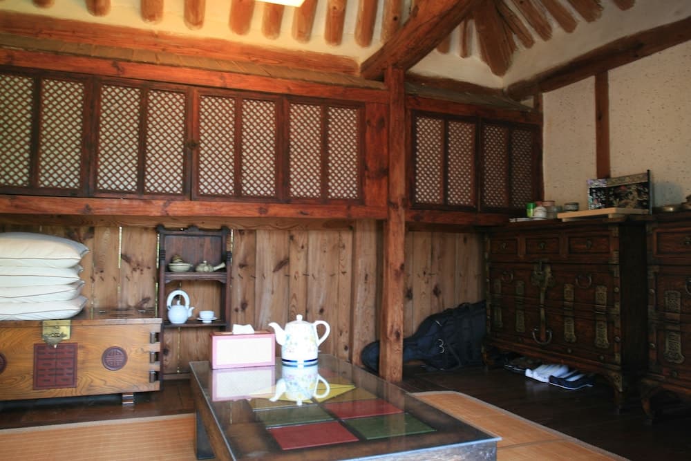 Yi Jin-rae's Historic House photo 3