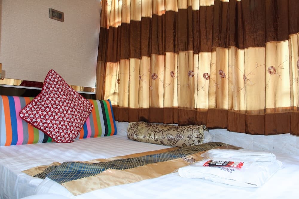 Temple Street Hotel photo 3