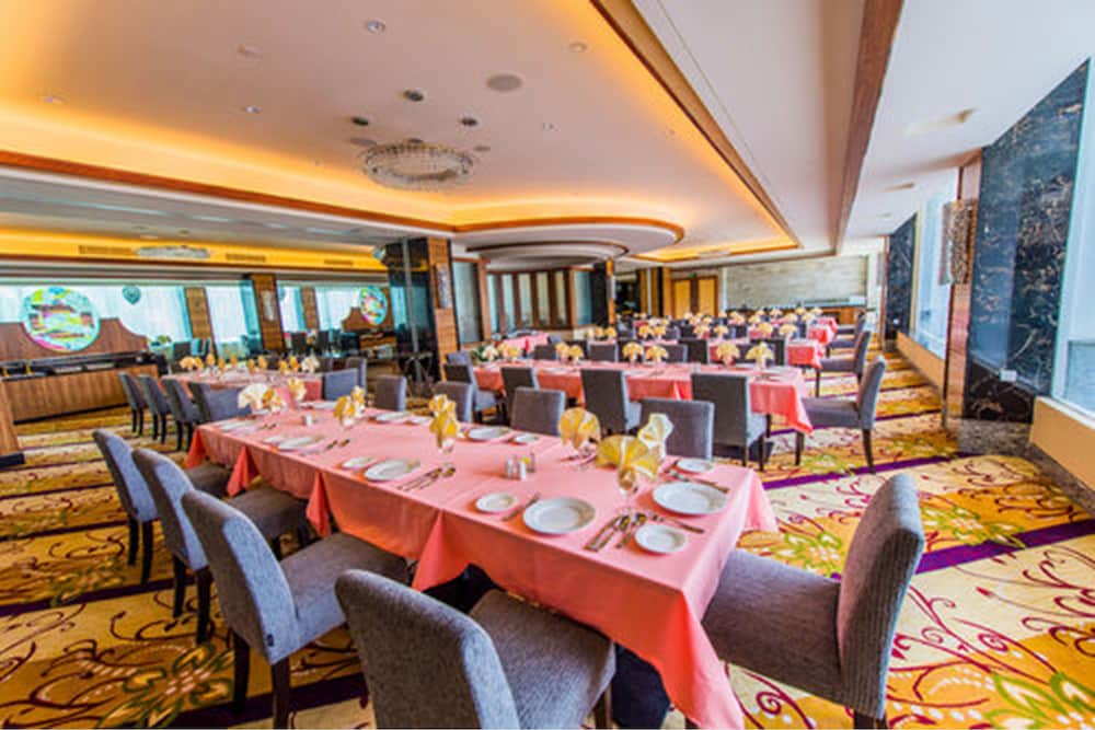 Nu Hotel photo 3