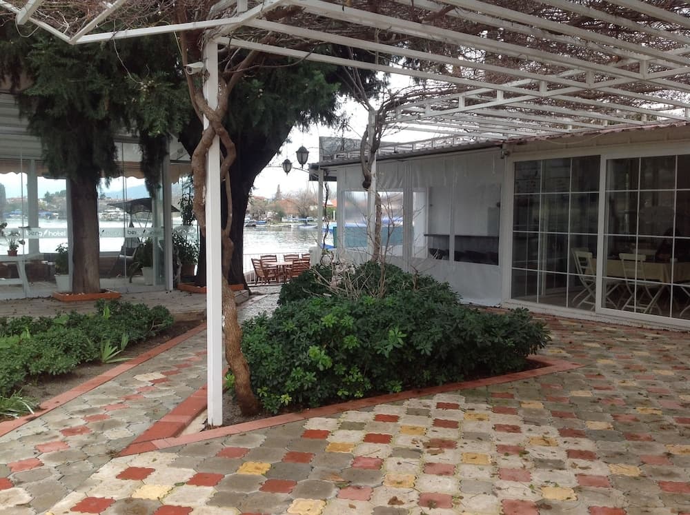 Berg Hotel photo 2